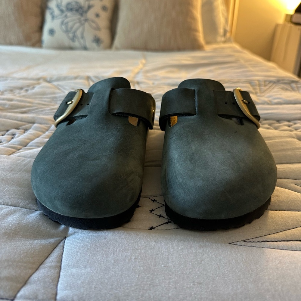 Birkenstock Boston Big Buckle Oiled Leather in Thyme